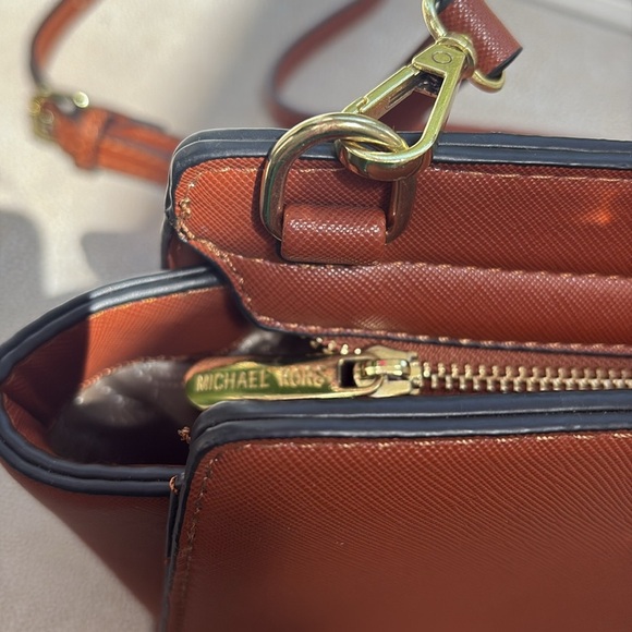 Michael Kris Selma Mini Bag Tan Like New - Picture 7 of 11